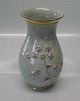 Kongelig Dansk  Craquelé, Craquele473-3242 Kgl. Grå vase med røde blomster i relief 18 cm