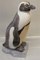 B&G Figurine B&G 2059 Penguin on rock 52 cm Axel Locher