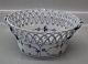 Royal Copenhagen Musselmalet Helblonde1050-1 Frugtkurv , rund m/hanke ca 8 x 20 cm