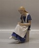 B&G Figurine B&G 1687 Young Nurse Girl writing 20 cm Nurse Trainee