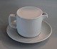 Hvidpot 6265 Sauceskål 3 dl. med låg 6318  og løst fad (563)	 Kongelig Dansk porcelæn  Design Grethe Meyer