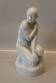 Royal Copenhagen figurine 3679 RC Nude girl with Seashell Blanc de Chine Signed HC 34 cm