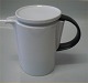 HANK Bing & Groendahl White Dinnerware, Magnussen 822 Pitcher with handle and lid 15 cm