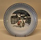 "Tomten", Wiberg B&G 624 - 3610 Julestel 1 510 626 Tallerken - fad 26 cm Nisse og kat uden for porten