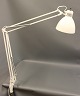 Bord/ væglampe fra Itre Klassisk arkitektlampe fra Jac Jacobsen . 5000 m2 udstilling