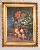 Maleri med blomster og frugt motiv malet i 1876 Damn .Maleriet er indrammet i en yderst smuk guld / sølv ramme. * superkvalitet 5000 m2 udstilling