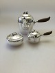 Danam Antik præsenterer: Georg Jensen Sterling Sølv Kaffekande, flødekande og sukkerskål af Harald Nielsen No 875