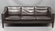 3 personers mørkebrun læder sofa. Dansk design fra 1960érne i perfekt stand 5000 m2 udstilling