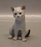 B&G figure B&G 2505 Kat- siddende hvid killing 11,5 cm (Kgl. # 505)