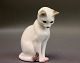 B&G porcelænsfigur,Hvid Kat, nr. 2453.5000m2 udstilling.