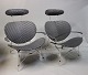 Et sæt sorte lænestole af Yamakawa Contemporary Rattan med nr.: 01-31330.5000m2 udstilling.
