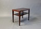 Lille lampebord med underhylde i palisander designet af Severin Hansen og fra Haslev Møbelfabrik, Dansk Design fra 1960erne.5000m2 udstilling.