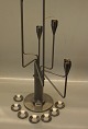 Piet Hein Karlsvognen Candlestick 63 cm Syvarmet lysestage i stål Med lysmanchetter