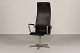 Arne JacobsenOxfordstol 3272Højrygget m/armlænNyt sort ren anilinlæder