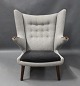 Bamsestol, Model AP 19, designet af Hans J. Wegner i 1951 og produceret af A.P. Møbler. 5000m2 udstilling.