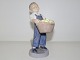 Royal Copenhagen figurOktober - dreng med æbler