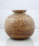 Unika vase i brun keramik