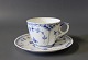 Kgl. musselmlaet halvblonde kaffekop samt underkop, nr.: 1/626.5000m2 showroom.