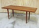 Sofabord med Kehlet kant i teak.Winge møbelfabrik.