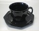Café Dansk Stentøjstel kantet hvid og sort Kafe B&G Form 850 Sort	475 Kop 6,5 cm ottekantet underkop 15,5 cm, sort