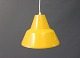 Gul værkstedslampe af dansk design fra 1960erne. 5000m2 udstilling.