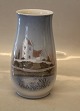 B&G Porcelain B&G 1302-6210 Vase Village Church 17.5 cm