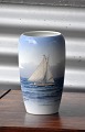 Royal Copenhagen.Vase med sejlskib nr. 1484/237