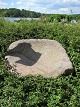 Grutekværn, antik, ca. 1850Udhugget i granitVi har flere andre spændende, antikke, danske stentrug, møllesten, grutesten mv.Kontakt os for yderligere information