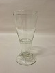 RakkerglasUm Mitte die 1800Aus Friedrichsfeld oder Conradsminde ( Es ist uns leider nicht möglich dass überzeugt festzustellen) H: 12,5cmBemerken Sie bitte den Stiel des Glases (Foto)Wir haben eine grosse Auswahl von antikke Glässern