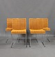 S.21 spisestuestole i flet designet af Tito Agnoli i 1983 og fremstillet af Bonacina Italy.5000m2 showroom.