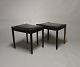 Et par skamler i klassisk sort læder og palisander af dansk design fra 1960erne.5000m2 udstilling.
