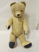 Teddy bearAn old teddy bearL: 60cm
