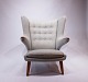 Bamsestol, Model AP 19, designet af Hans J. Wegner i 1951 og produceret af A.P. Møbler. 5000m2 udstilling.