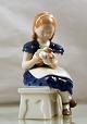 B&G figur2298Ida med blomster