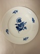 Royal Copenhagen, Blå Blomst, flettetMiddagstallerken1. sorteringKongelig/RC-nr. 10/8097Diam: 25cmVi har et godt udvalg af Blå Blomst fra Royal CopenhagenKontakt os for yderligere information