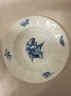 Royal Copenhagen, Blå Blomst, kantetTallerken Dyb2. sorteringKongelig/RC-nr. 8546 - UDSOLGTDiam: 25cmVi har et godt udvalg af Blå Blomst fra Royal CopenhagenKontakt os for yderligere information
