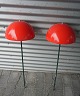 Udendørs stander lampemed orangerøde skærme