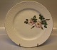 B&G Victor Hugo - vild rose på hvidt porcelæn med guldkant 025 Middagstallerken 24 cm (325)