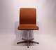 Oxford Classic kontorstol, model 336282, i cognac farvet savanne  læder af Arne Jacobsen og  Fritz Hansen.5000m2 udstilling.