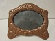 Photo frameAn old frame made of copper18cm x 16,5cmWe have a large choice of photo framesPlease contact us for further information