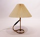 Bordlampe, model 306, i messing med vippefunktion af Kaare Klint for Le Klint.5000m2 udstilling.