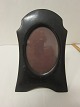 Fotoramme, gammel, af mahoniFlot stand, - og glasset er heltCa. år 190024cm x 16cmVi har et stort udvalg af gamle rammerKontakt os for yderligere information