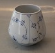 Kongelig Dansk Porcelæn Musselmalet 680-1 Vase, lille, 12 cm (1016770) Blå riflet