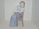 Bing & Grøndahl figurSjælden figur - kvinde på stol