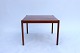 Lille lampebord i teak af dansk design fra 1960erne.5000m2 udstilling.
