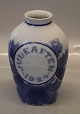 Bing & Grøndahl B&G Julevasen 17.5 cm Julen 1924
