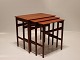 Sæt indskudsborde i teak designet af Hans J. Wegner og fra 1960erne.5000m2 udstilling.