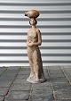 LLadro figurKvinde med vandkrukkeKeramik