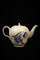 Tea pot in Blue Flower, Curved, from Royal Copenhagen.Before 1923.10/1788.