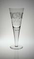 Pokalglas med blomsterKastrup Glasværk